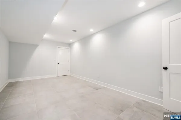 $2,999,000 | 8 Broad Street, Demarest, NJ 07627