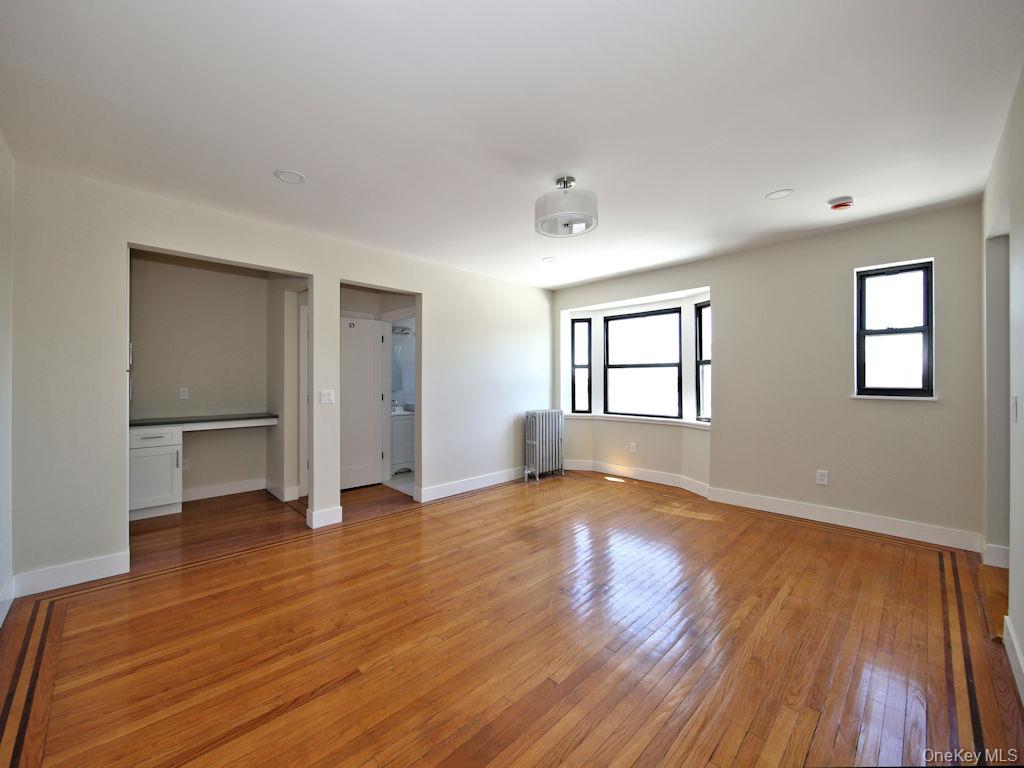 130 Centre Avenue, Unit 4B New Rochelle, NY 10805 - Photo 2 of 11