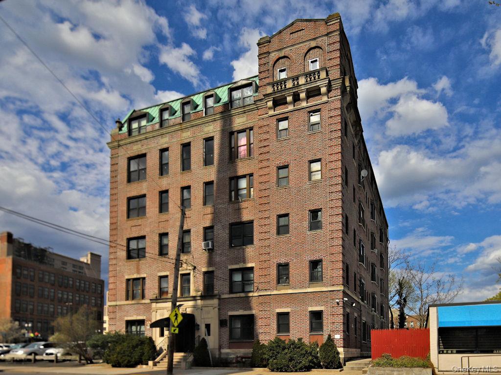 130 Centre Avenue, Unit 4B New Rochelle, NY 10805 - Photo 8 of 11