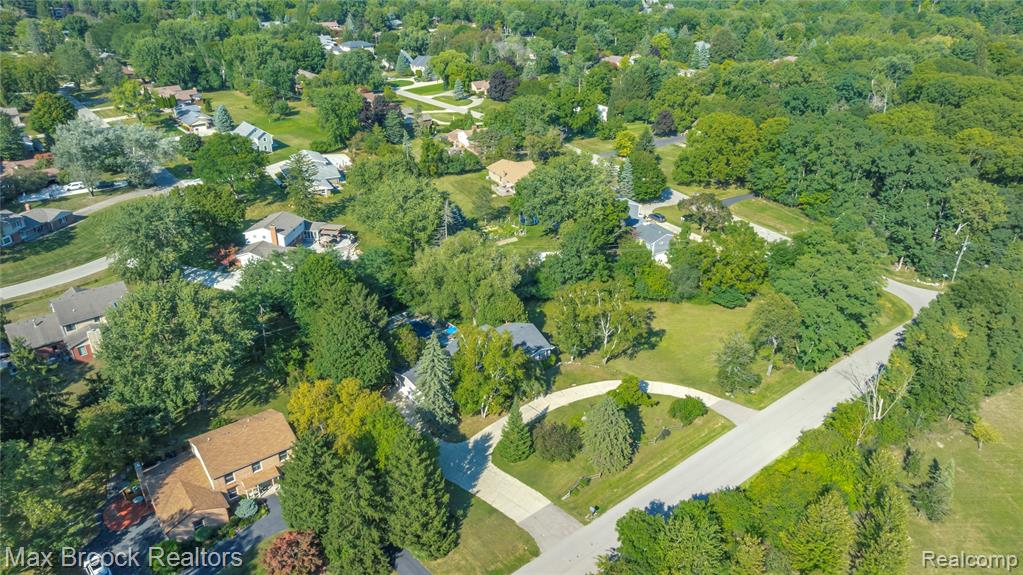 35550 Pleasant Valley Road Farmington Hills, MI 48331 - Photo 72 of 86 Gallery Image 72