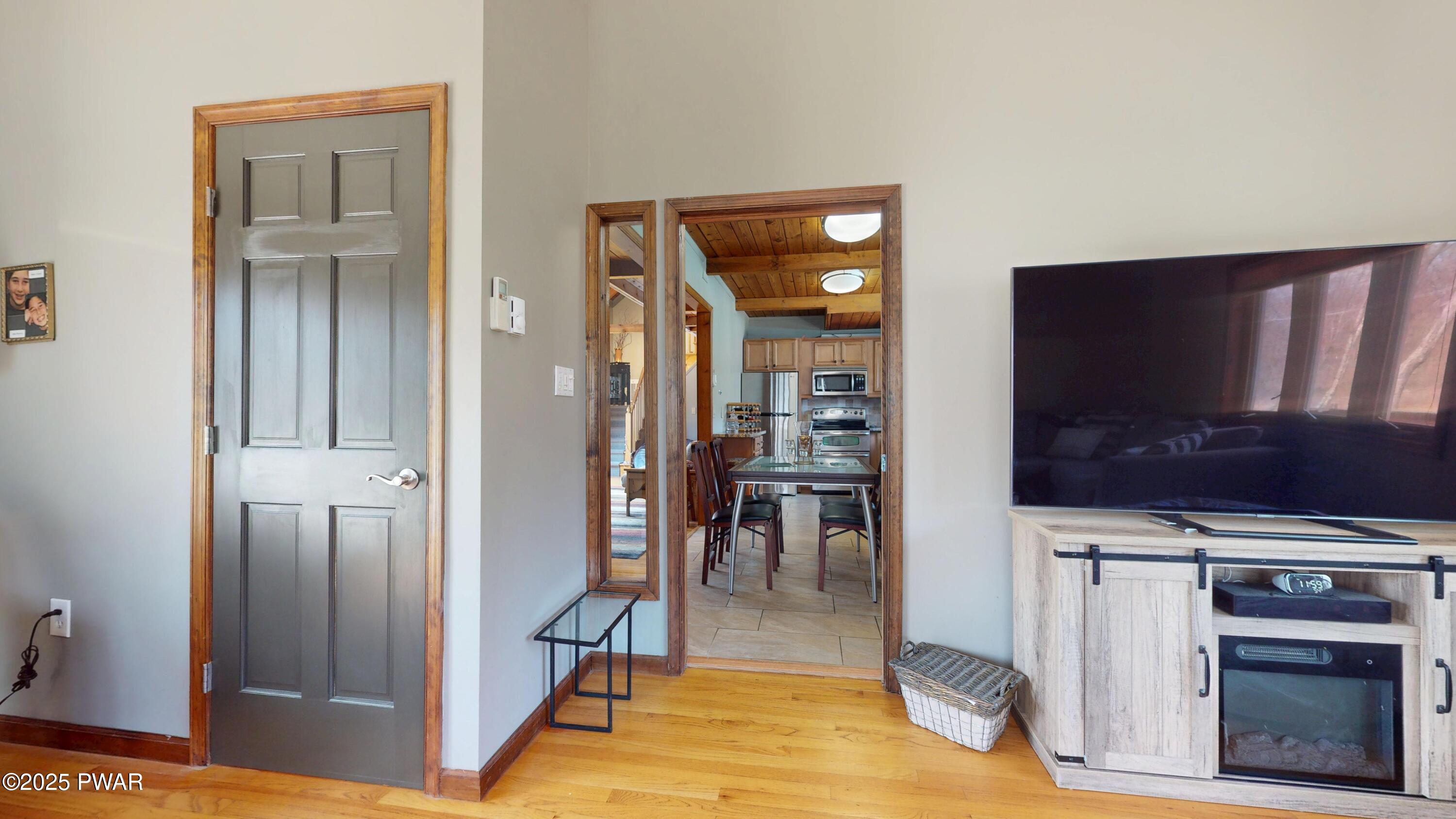 677 West Chipmunk Road Bushkill, PA 18324 - Photo 17 of 53