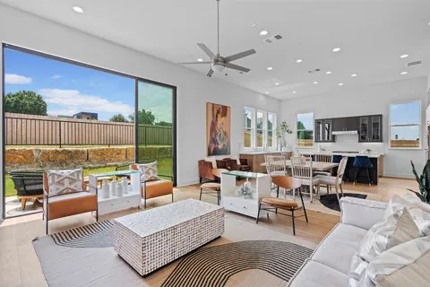 $649,900 | 5505 Toscana Avenue, Austin, TX 78724