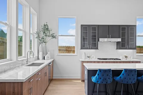 $629,900 | 5505 Toscana Avenue, Austin, TX 78724