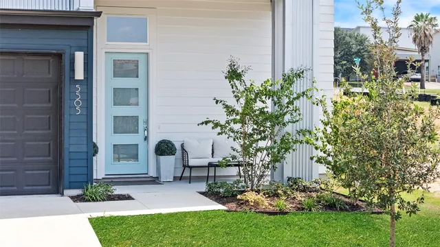 $649,900 | 5505 Toscana Avenue, Austin, TX 78724