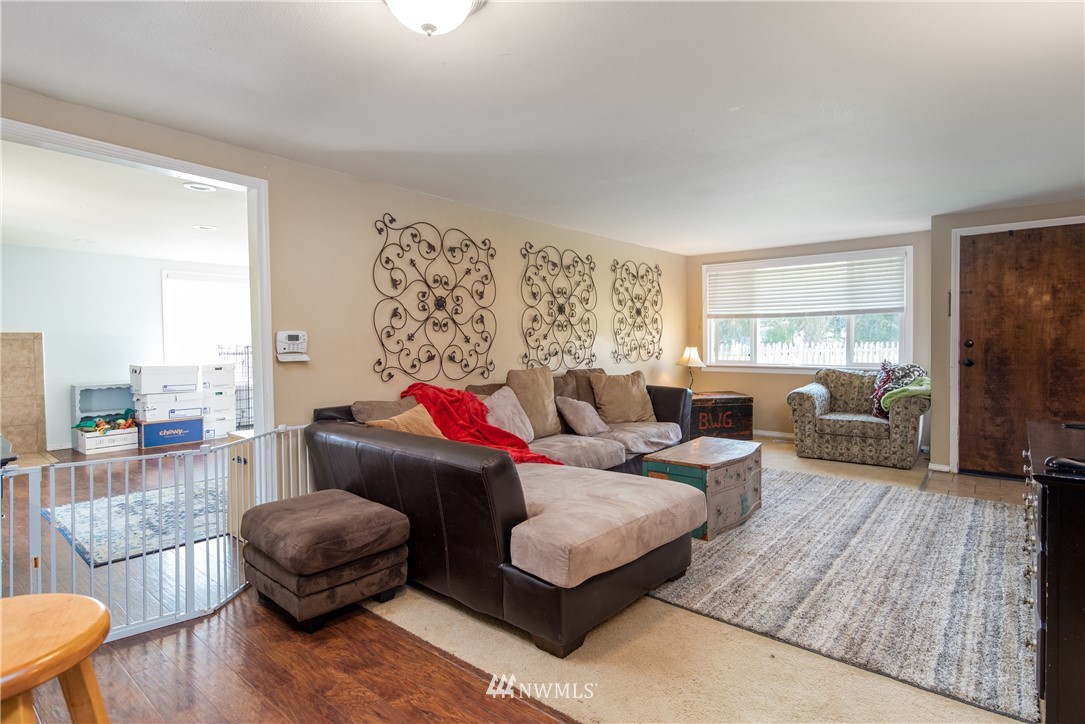 6010 Worline Road Bow, WA 98232 - Photo 5 of 22 Gallery Image 5