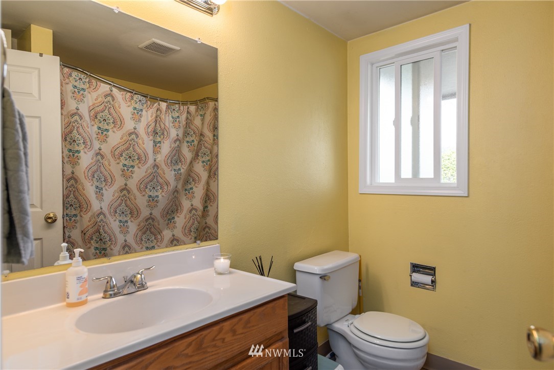 6010 Worline Road Bow, WA 98232 - Photo 8 of 22 Gallery Image 8