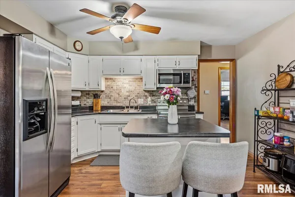 $235,000 | 2118 West Lawrence Avenue, Springfield, IL 62704