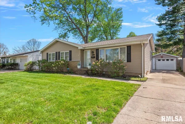 $235,000 | 2118 West Lawrence Avenue, Springfield, IL 62704
