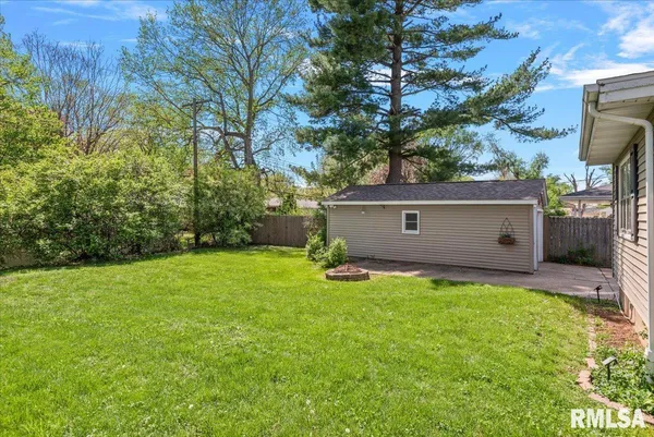 $235,000 | 2118 West Lawrence Avenue, Springfield, IL 62704