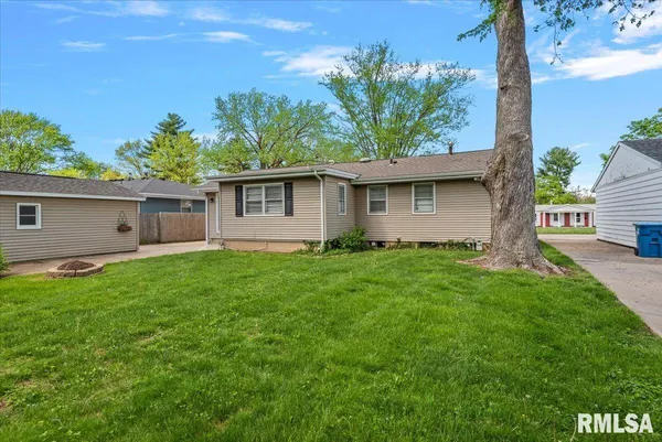 $235,000 | 2118 West Lawrence Avenue, Springfield, IL 62704