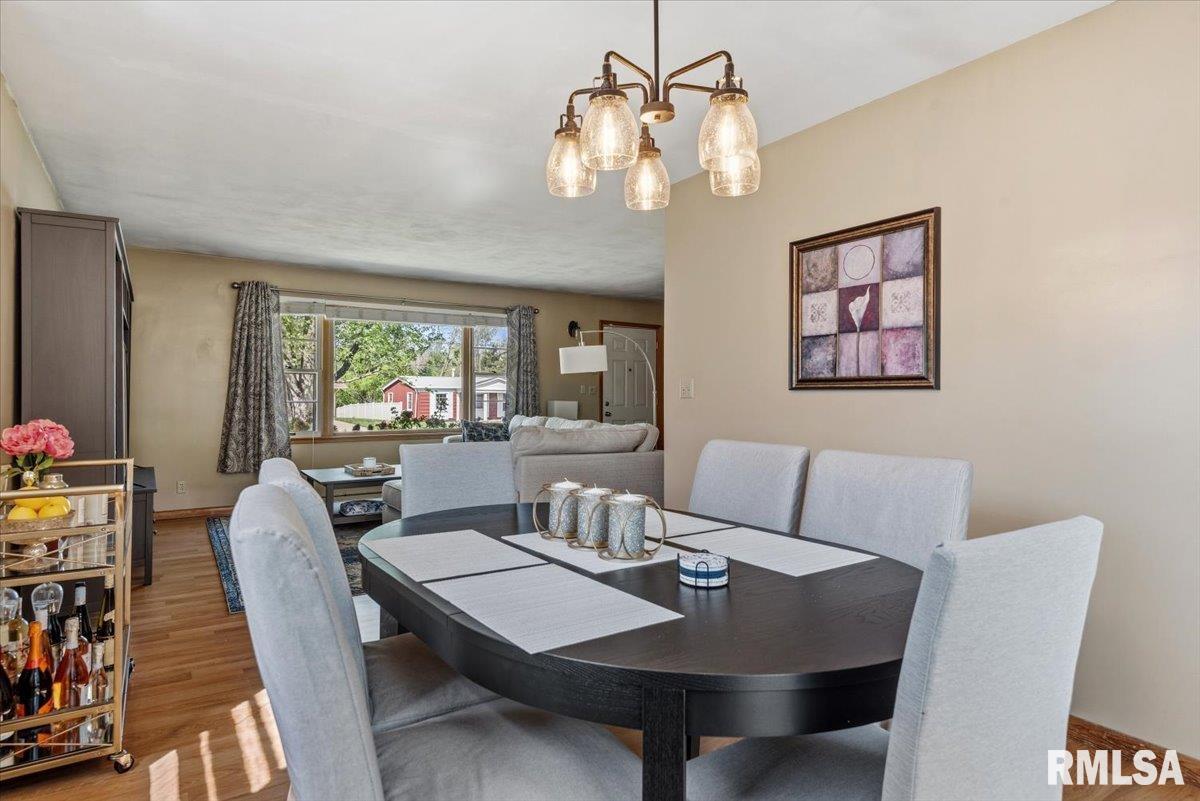 2118 West Lawrence Avenue Springfield, IL 62704 - Photo 9 of 34