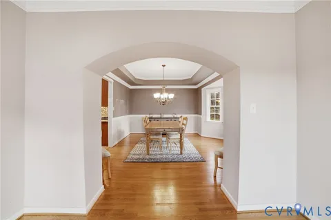 a view of a living room and kitchen