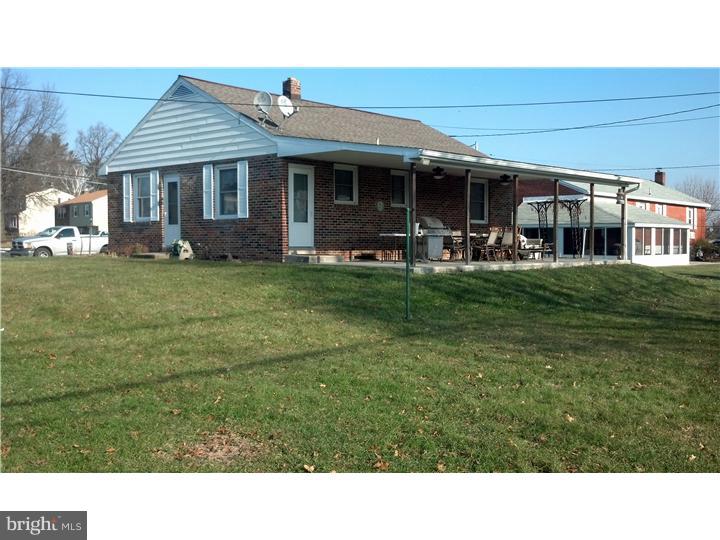 1012 Whitner Road Reading, PA 19605 - Photo 3 of 8
