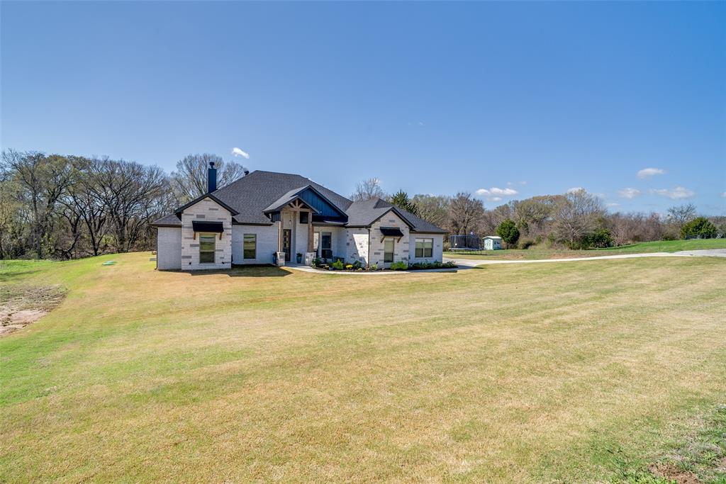 1036 Kessler Road Weatherford, TX 76087 - Photo 4 of 35