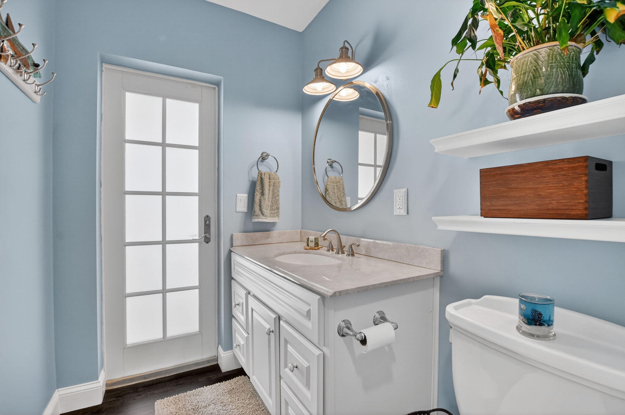 1207 Southwest 12th Avenue Boca Raton, FL 33486 - Photo 24 of 41 Guest Bathroom