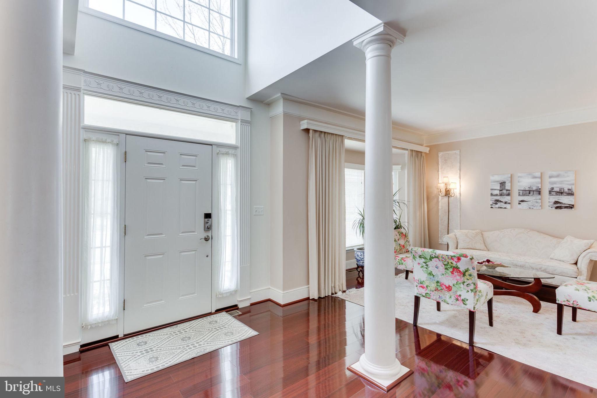 6093 Deer Ridge Trail Springfield, VA 22150 - Photo 4 of 57 Entry Foyer