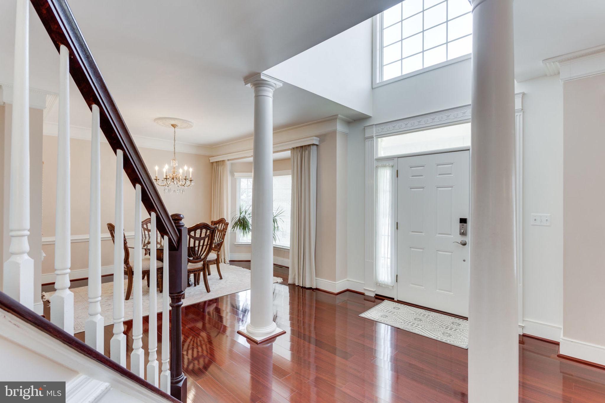 6093 Deer Ridge Trail Springfield, VA 22150 - Photo 5 of 57 Entry Foyer/Dining Room