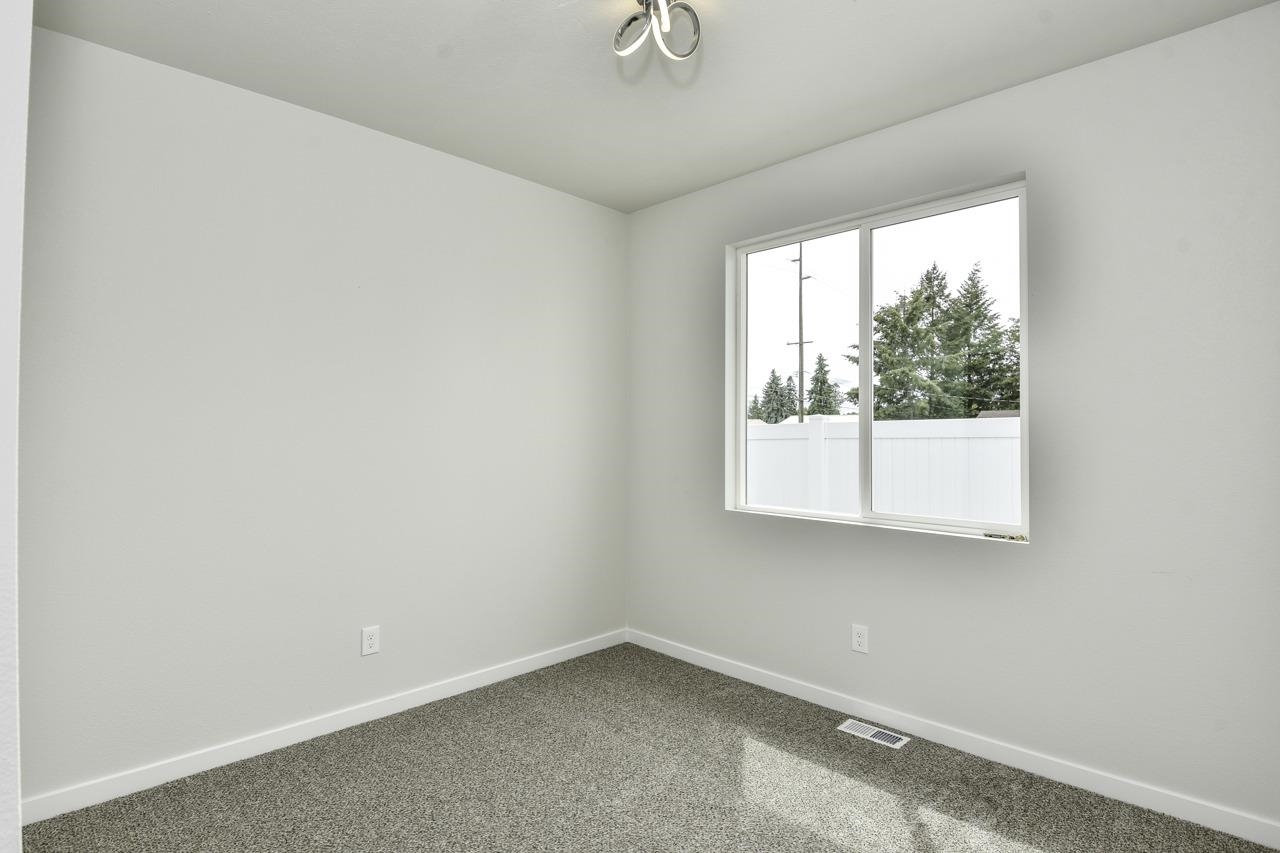 1102 East Decatur Avenue Spokane, WA 99208 - Photo 12 of 18 Gallery Image 12