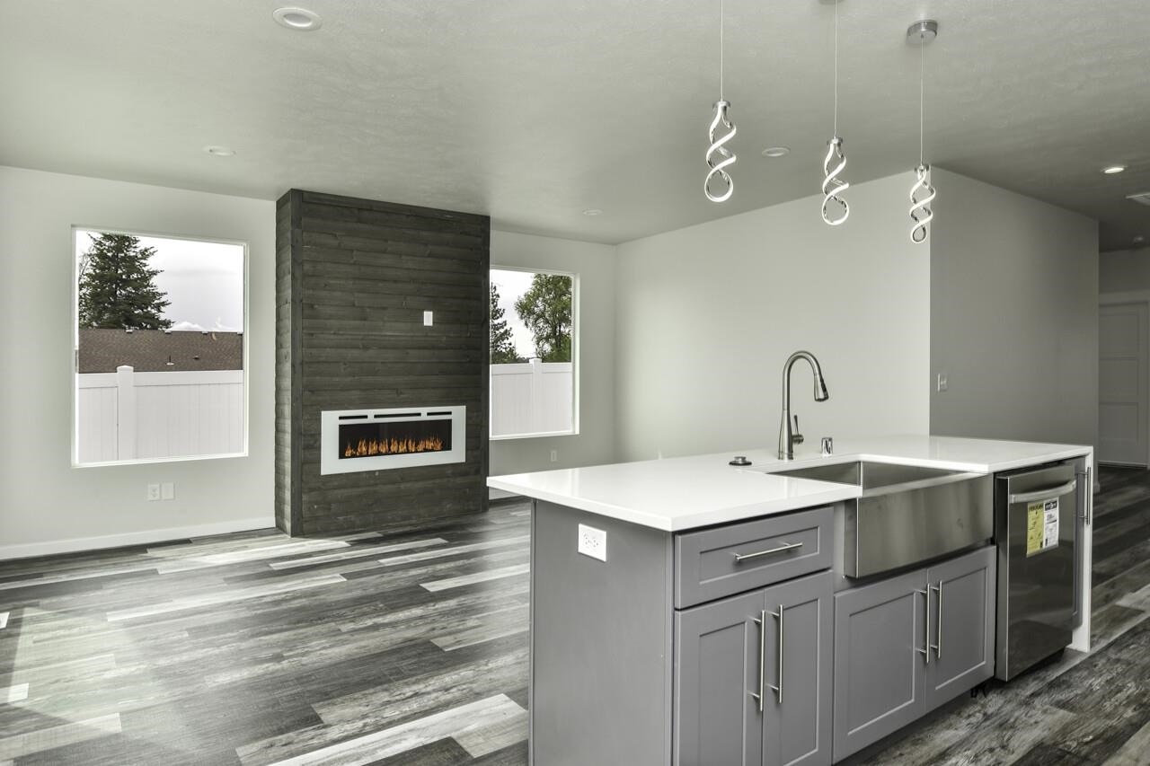 1102 East Decatur Avenue Spokane, WA 99208 - Photo 5 of 18 Gallery Image 5
