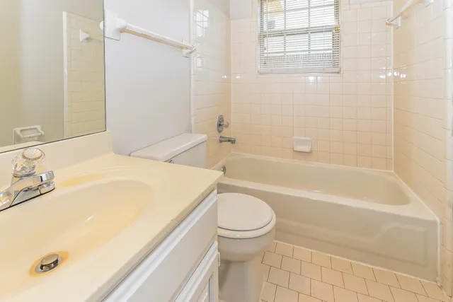 $2,340 | 7956 Tankerston Drive, Memphis, TN 38125