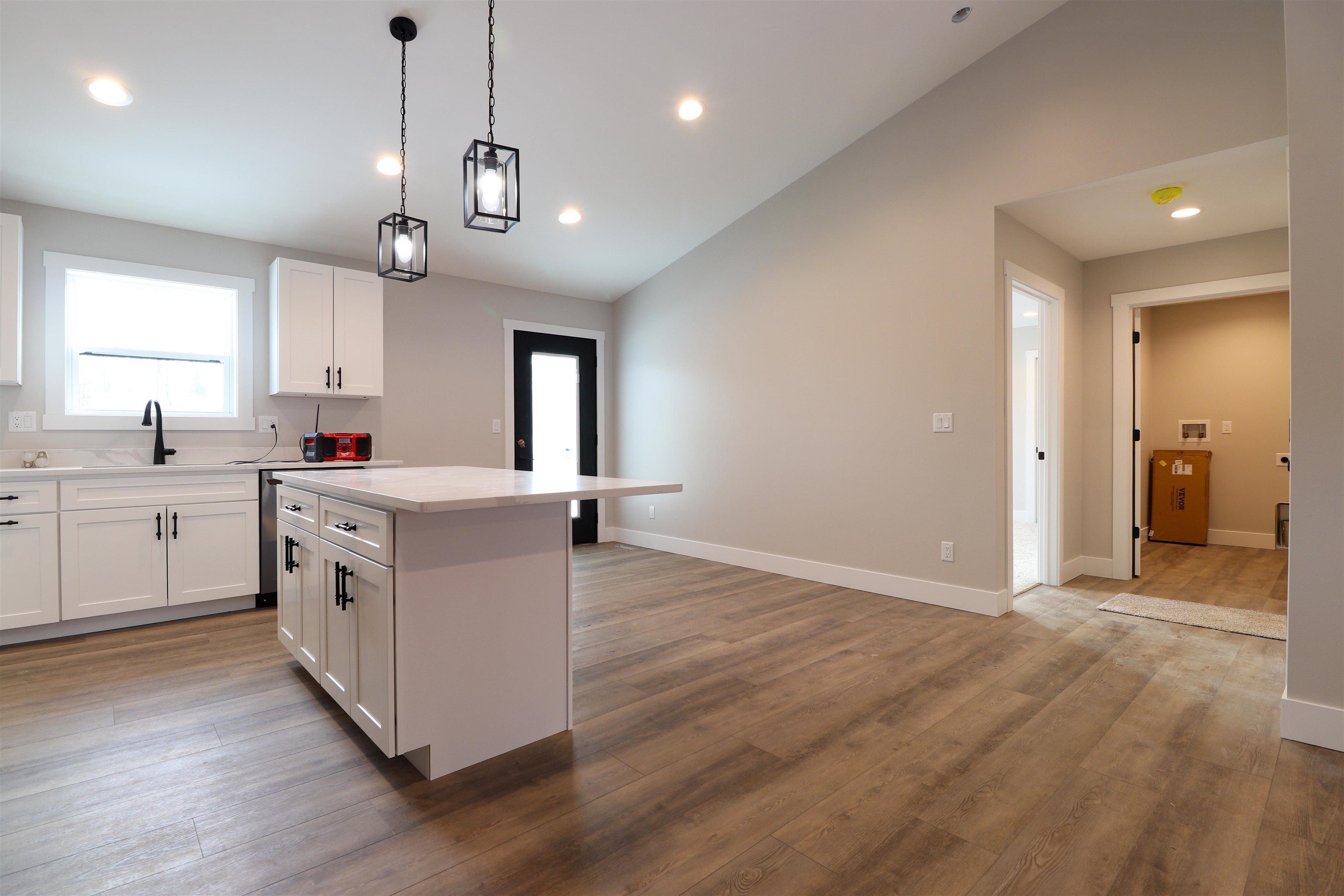 801 Hawkeye Heights Road Dubuque, IA 52001 - Photo 11 of 30 Gallery Image 11