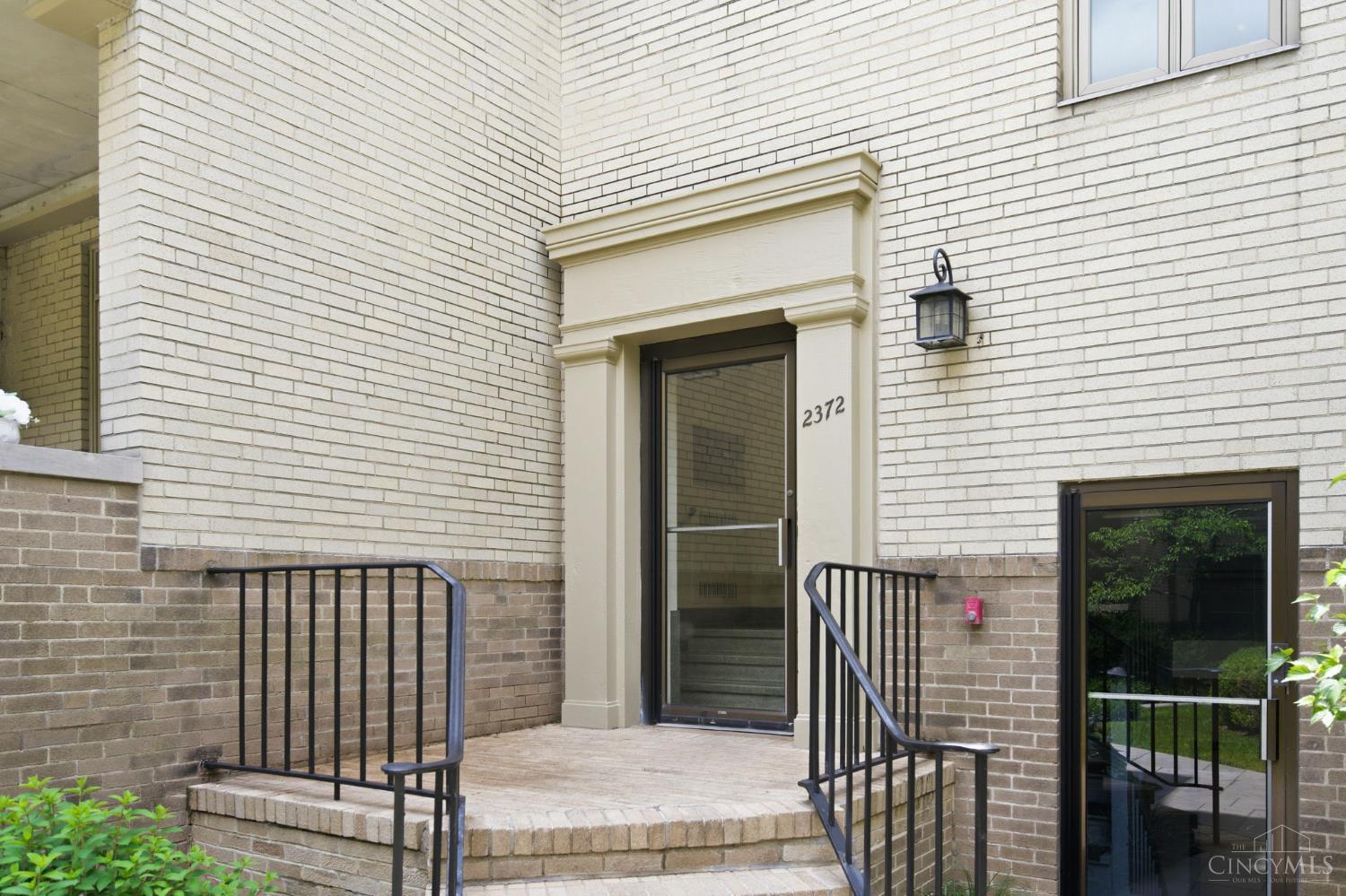 2372 Madison Road, Unit W3D Cincinnati, OH 45208 - Photo 42 of 54