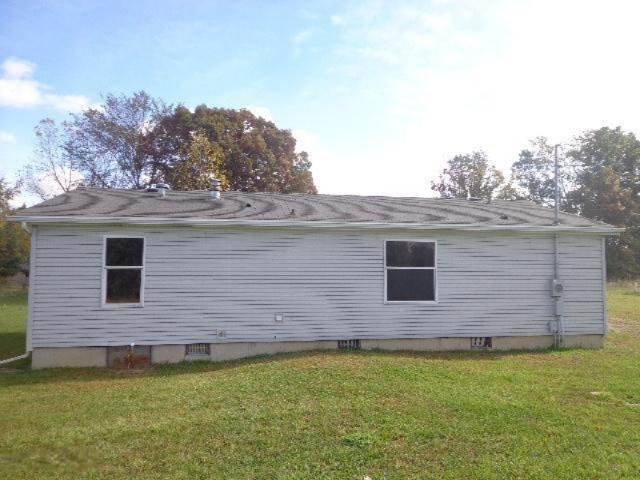 3276 Lyons Road Lyons, MI 48851 - Photo 5 of 20 263-417084 back