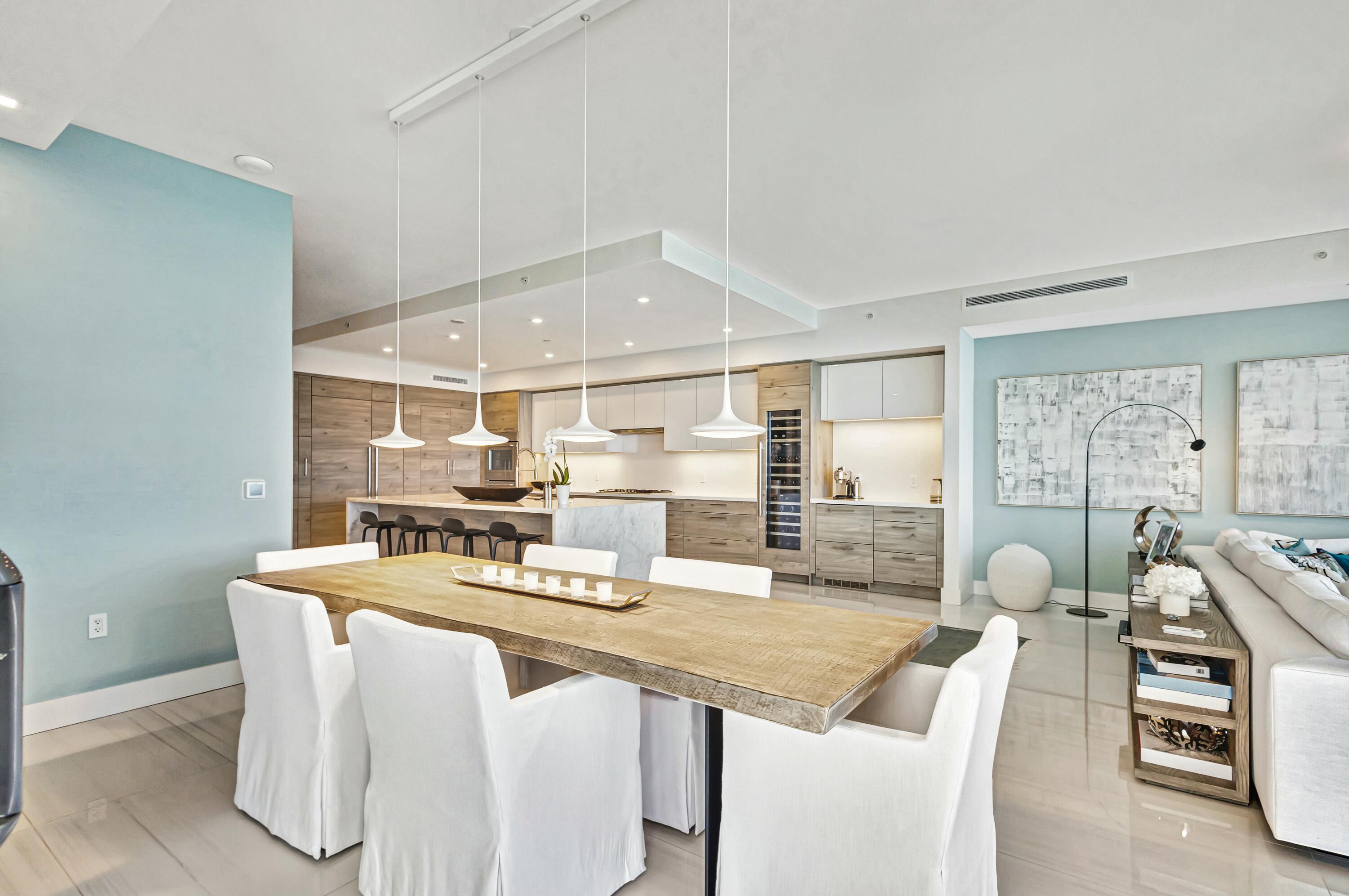 5000 North Ocean Drive, Unit 803 Riviera Beach, FL 33404 - Photo 15 of 62 Dining Area