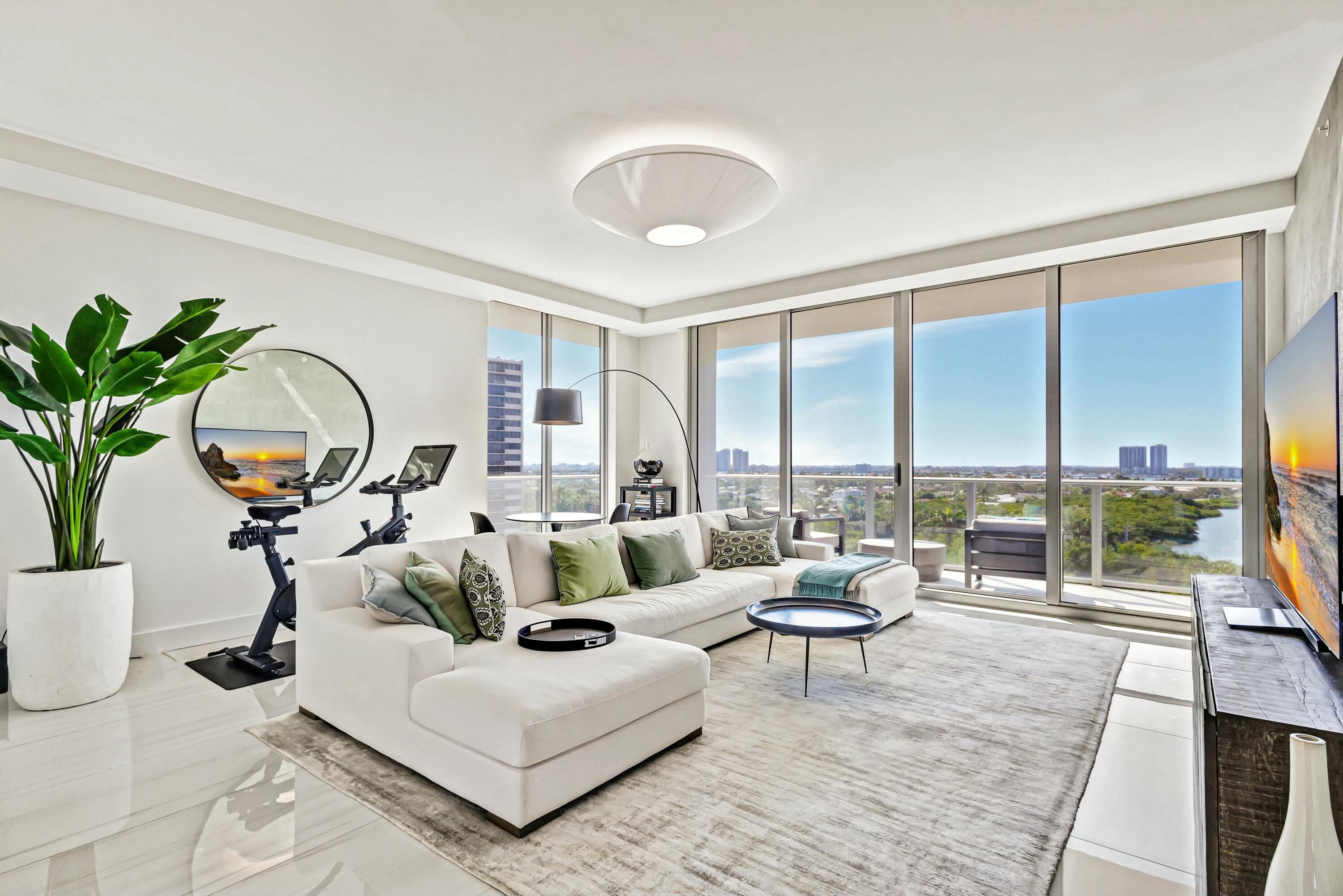 5000 North Ocean Drive, Unit 803 Riviera Beach, FL 33404 - Photo 31 of 62 Family Room