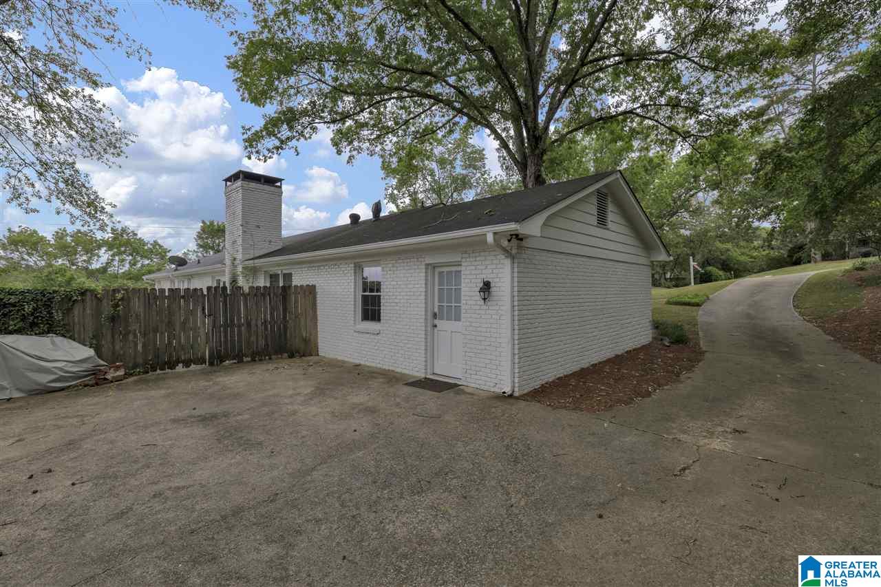3708 Forest Run Road Birmingham, AL 35223 - Photo 3 of 38 Gallery Image 3