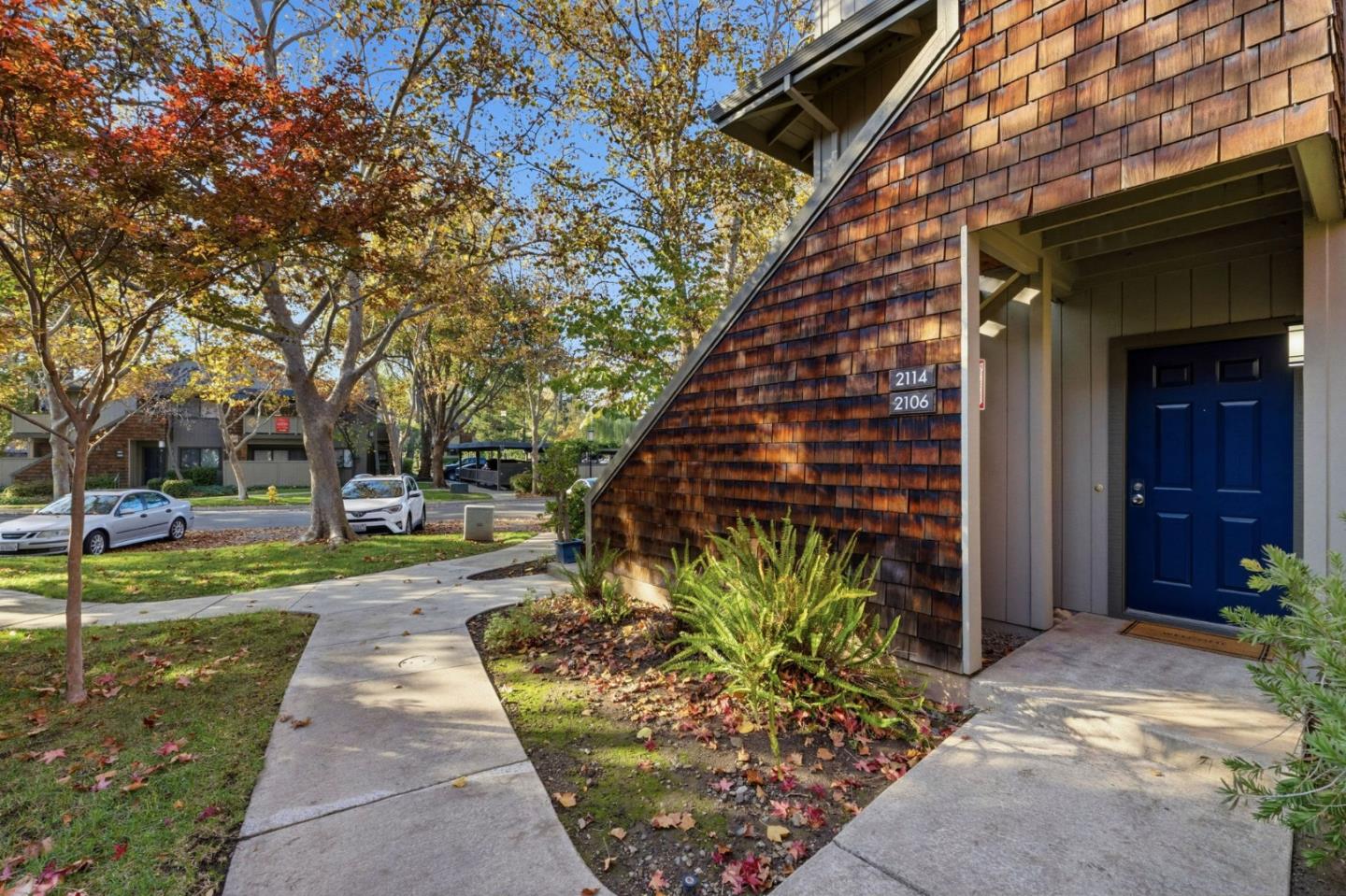 2106 La Terrace Circle San Jose, CA 95123 - Photo 2 of 31 a front view of a house with garden