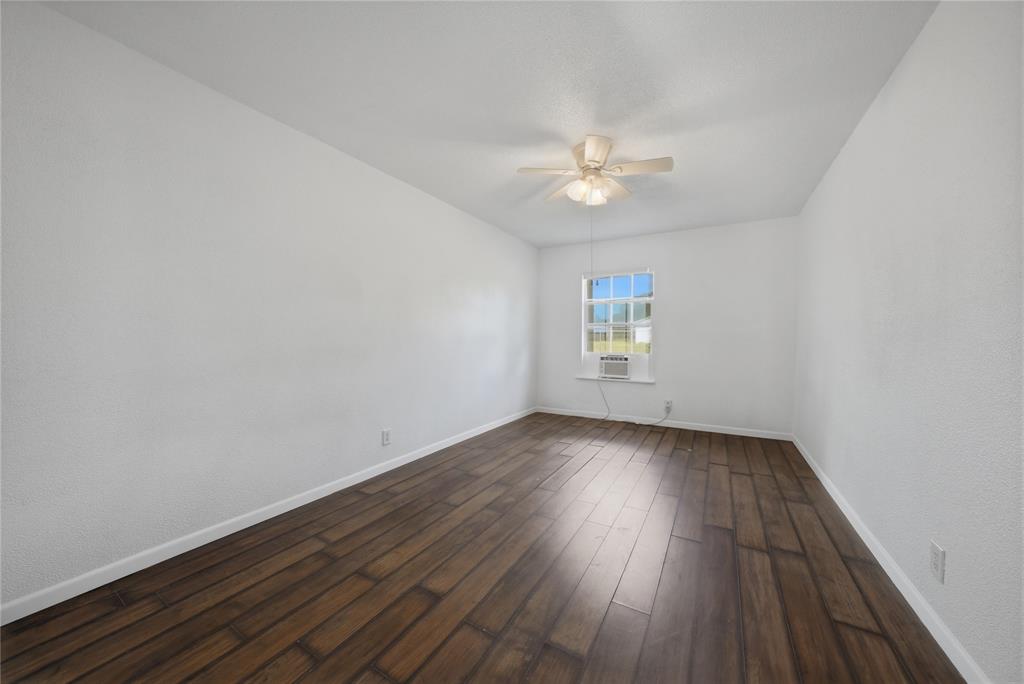 28008 West Oak Ridge Road Kemp, TX 75143 - Photo 14 of 17