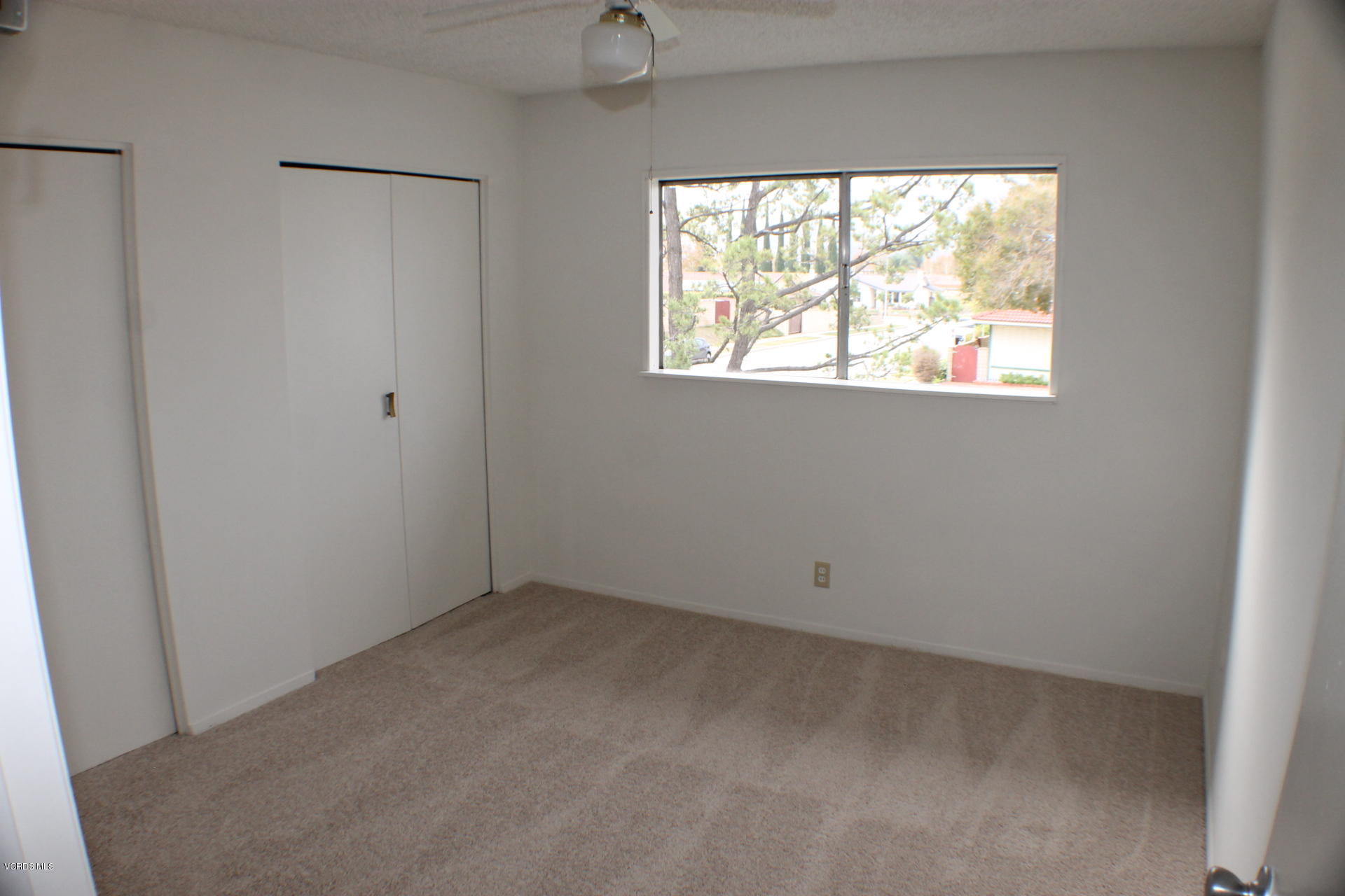 2050 Finch Court Simi Valley, CA 93063 - Photo 17 of 28 IMG_0693