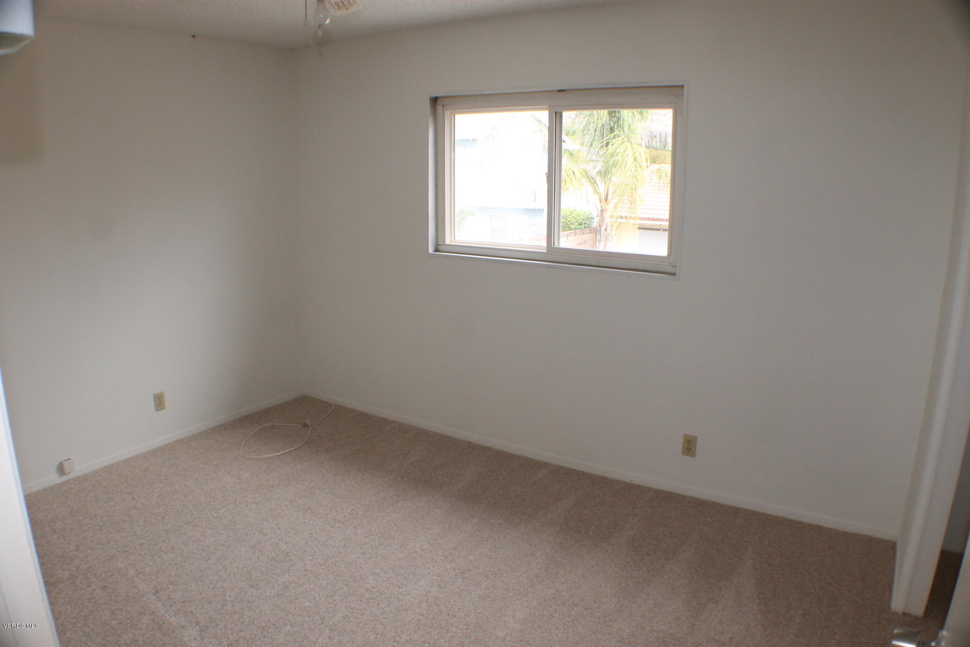 2050 Finch Court Simi Valley, CA 93063 - Photo 19 of 28 IMG_0696
