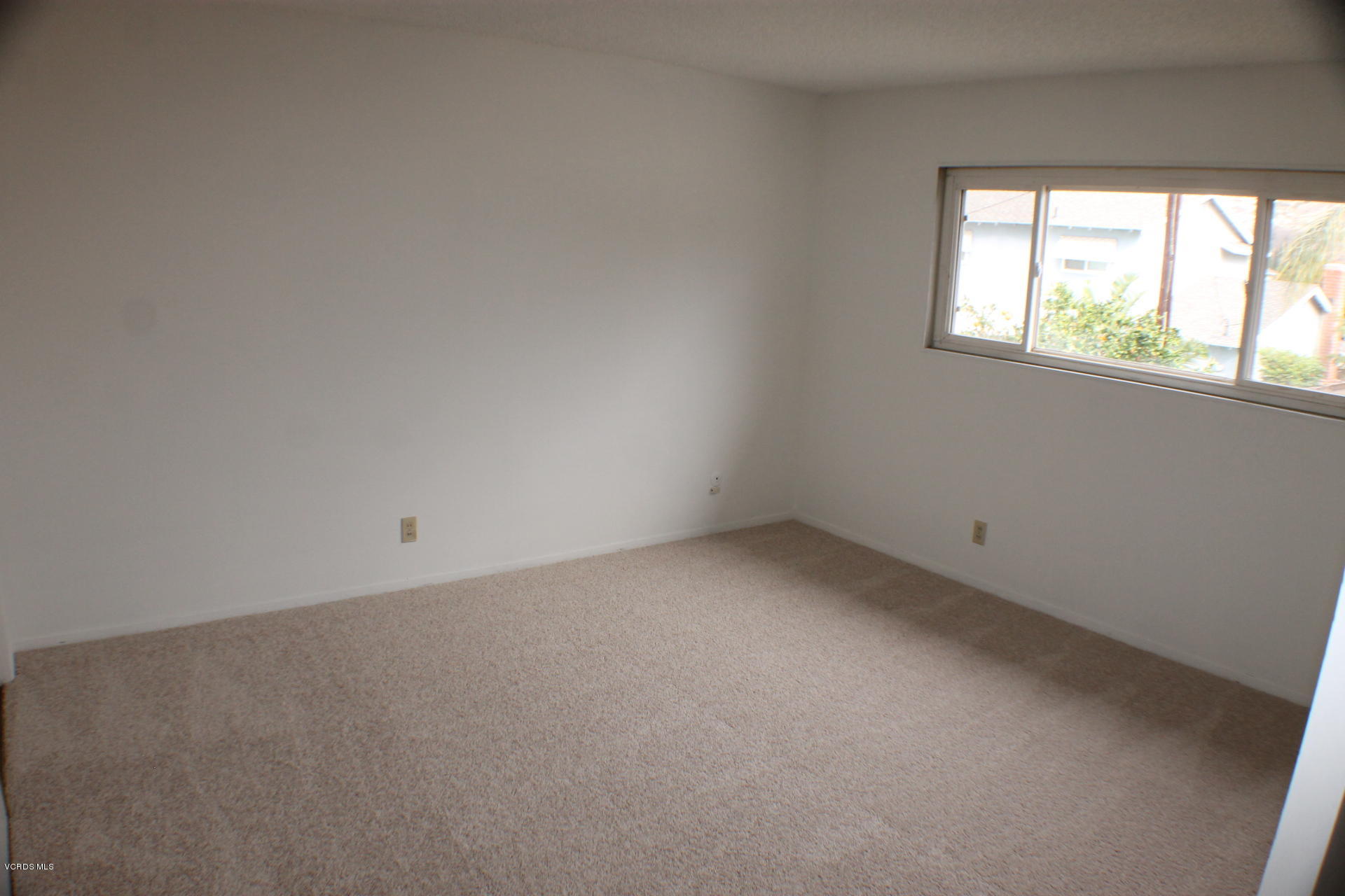 2050 Finch Court Simi Valley, CA 93063 - Photo 22 of 28 IMG_0699