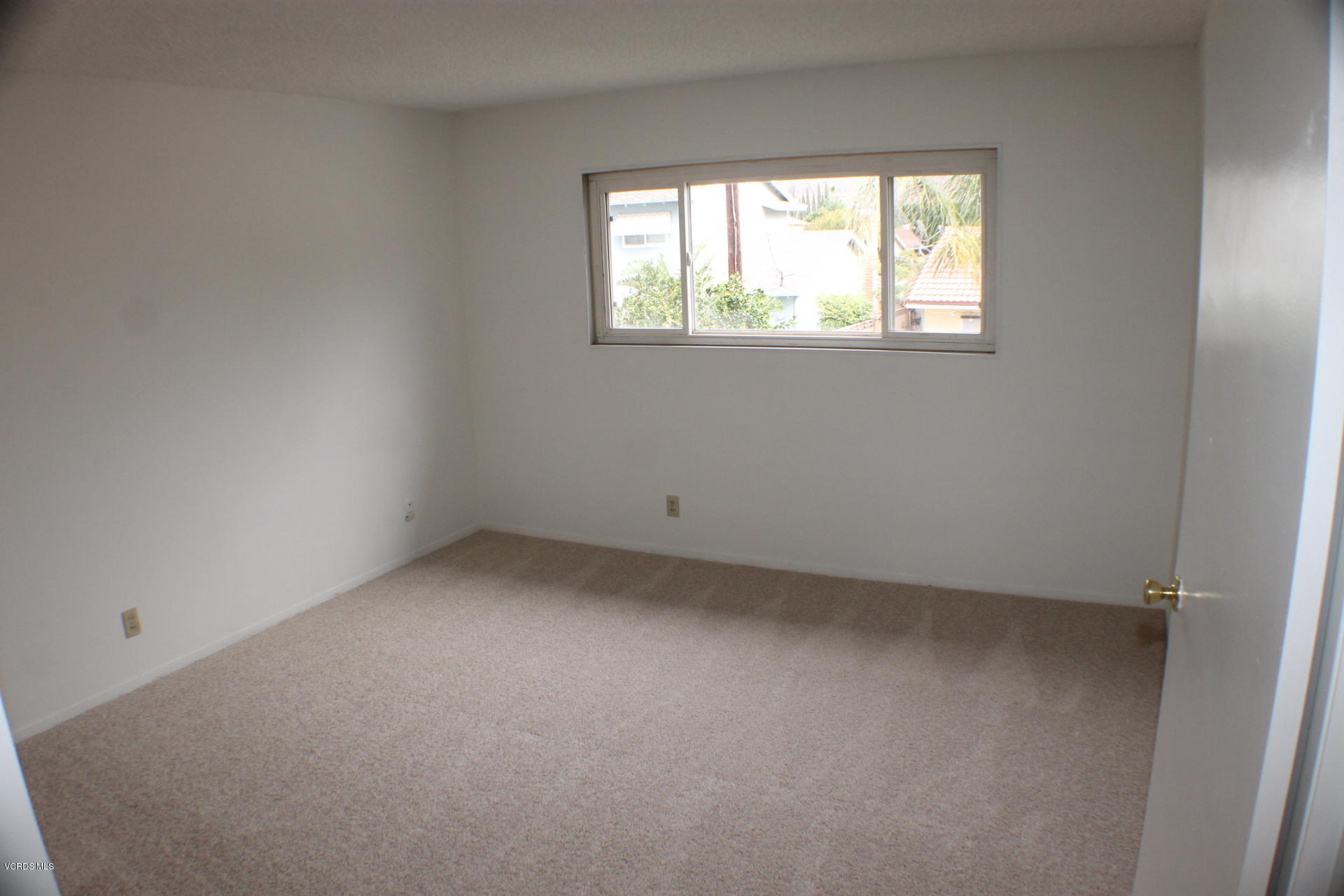 2050 Finch Court Simi Valley, CA 93063 - Photo 23 of 28 IMG_0700