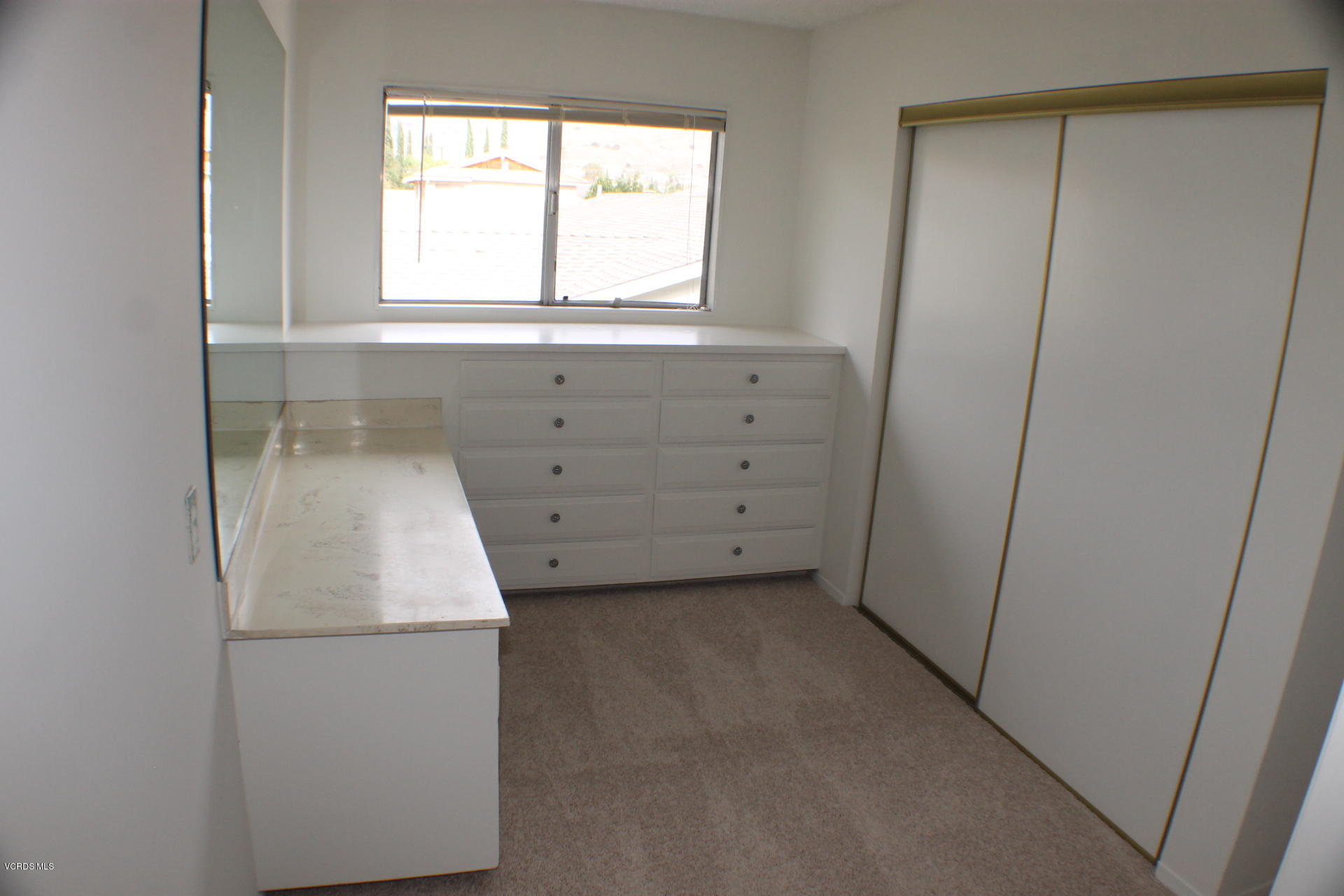 2050 Finch Court Simi Valley, CA 93063 - Photo 26 of 28 IMG_0704