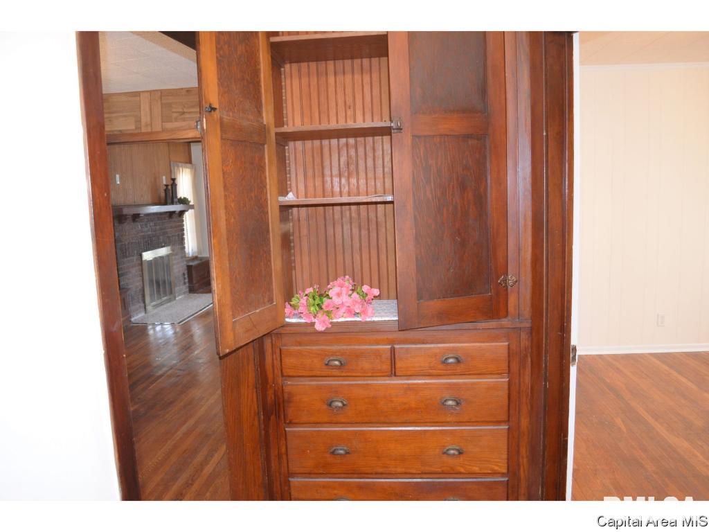 425 Broad Place Springfield, IL 62703 - Photo 5 of 32