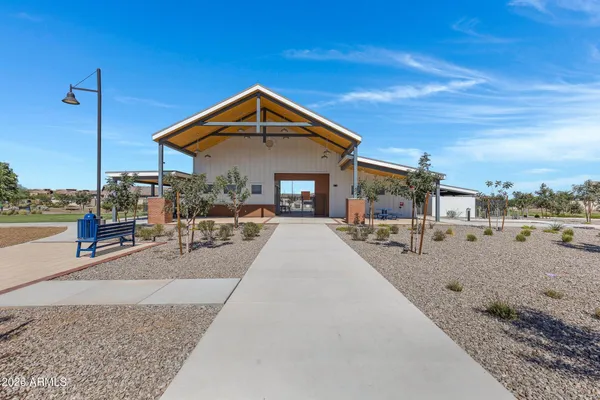 $399,000 | 4055 East Amoroso Drive, Gilbert, AZ 85296