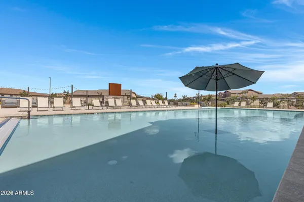 $399,000 | 4055 East Amoroso Drive, Gilbert, AZ 85296