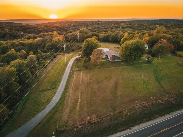 $455,000 | 20269 Highway 275, Rock Port, MO 64482