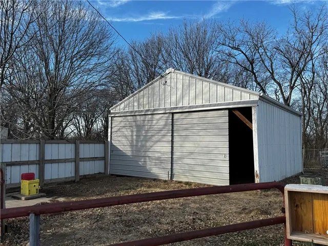 $445,000 | 20269 Highway 275, Rock Port, MO 64482