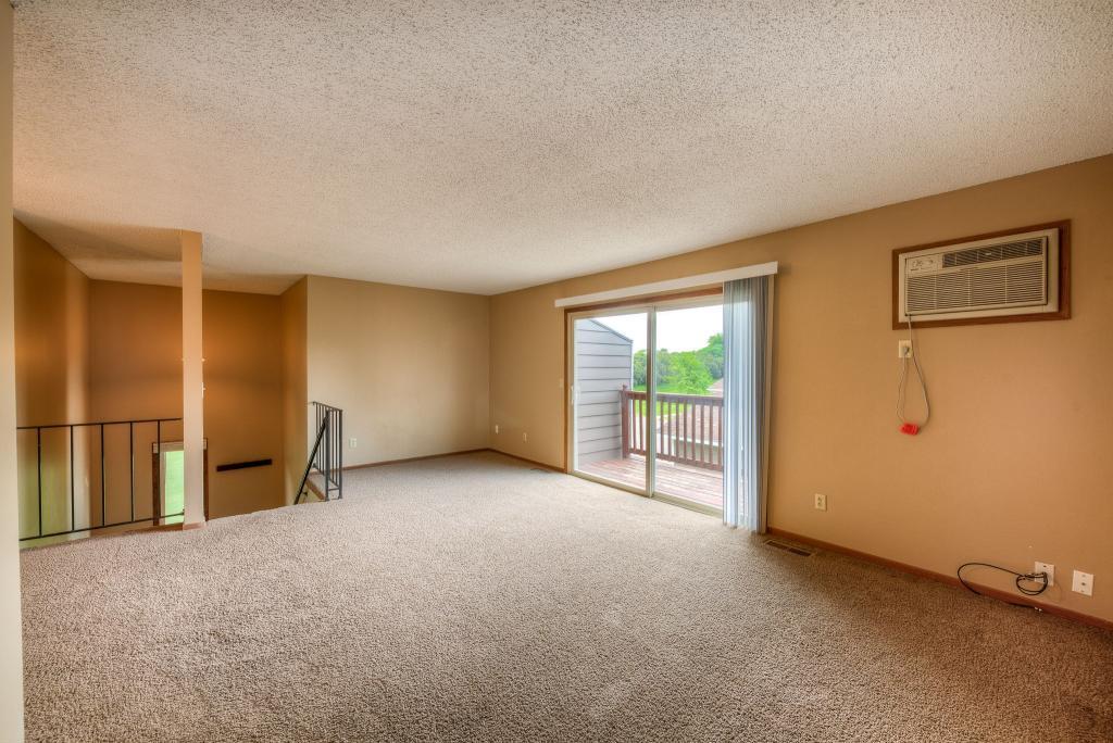 4480 Cinnamon Ridge Trail, Unit B Eagan, MN 55122 - Photo 2 of 13