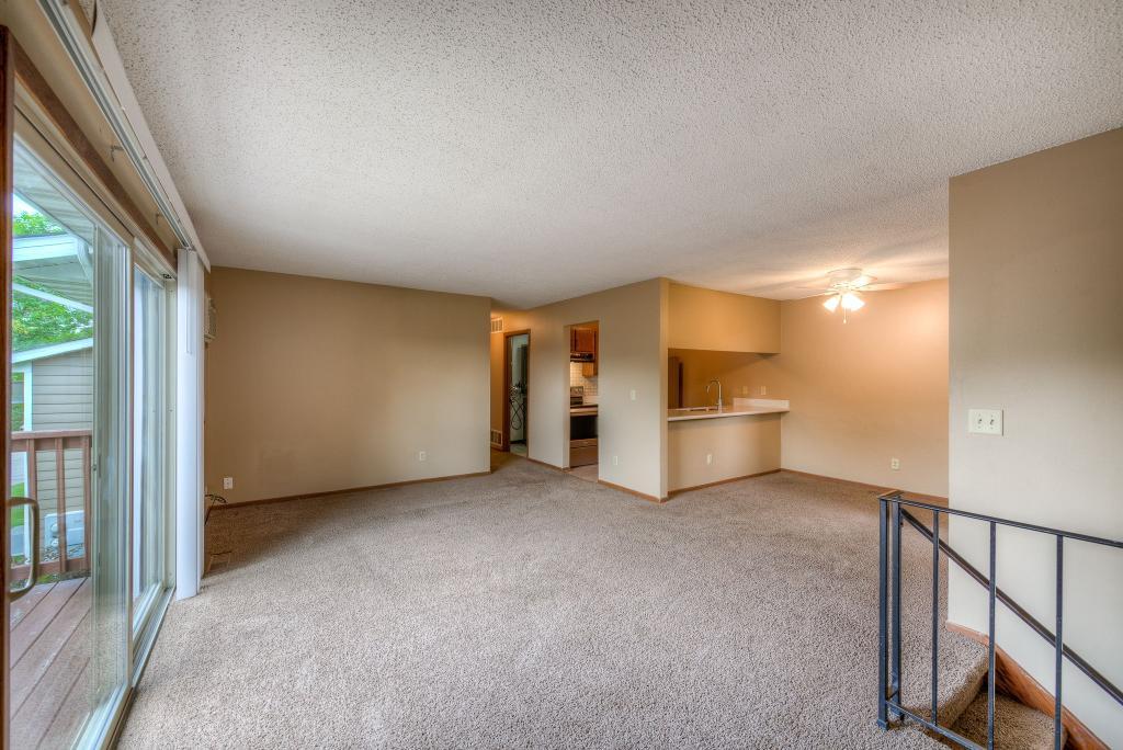 4480 Cinnamon Ridge Trail, Unit B Eagan, MN 55122 - Photo 3 of 13