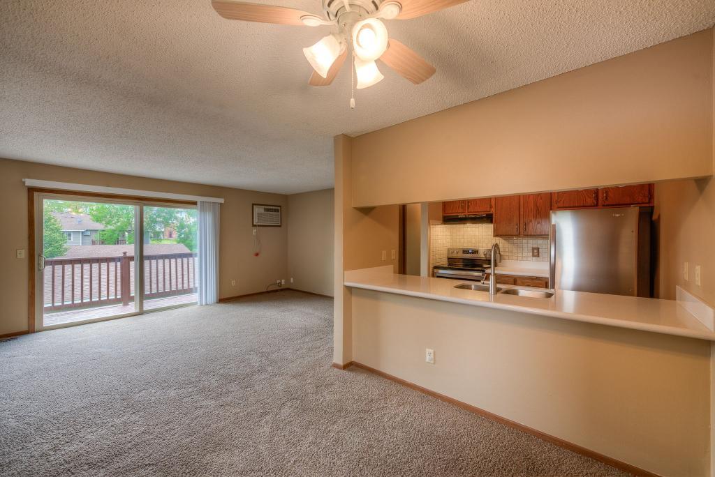 4480 Cinnamon Ridge Trail, Unit B Eagan, MN 55122 - Photo 4 of 13