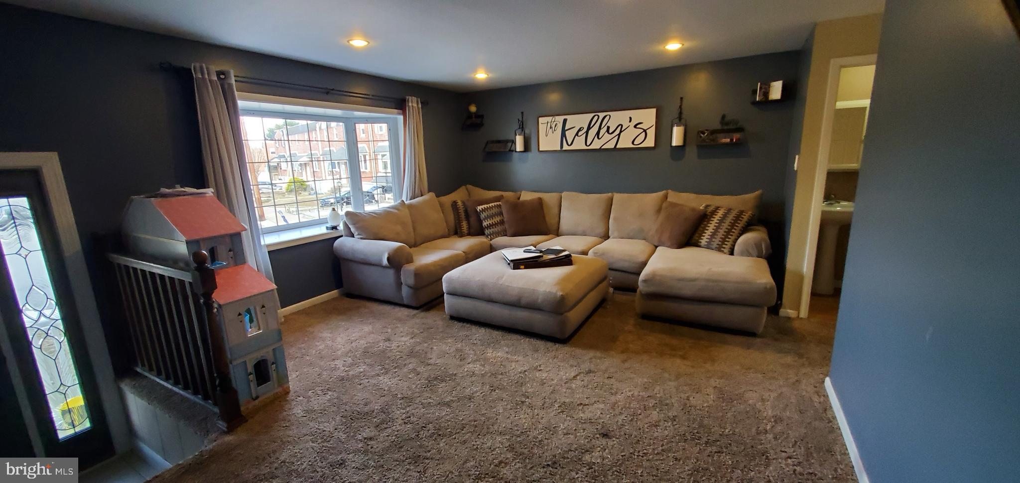3354 Gurley Road Philadelphia, PA 19154 - Photo 4 of 28 Gallery Image 4