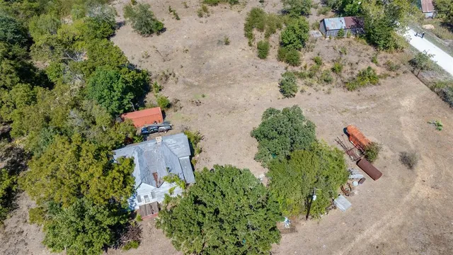 $650,000 | 3868 County Road 417, Muenster, TX 76252