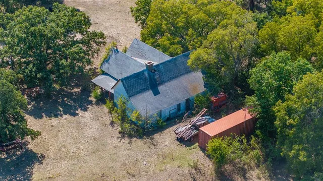 $650,000 | 3868 County Road 417, Muenster, TX 76252