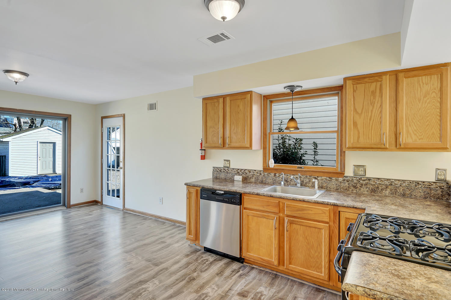 105 George Road Toms River, NJ 08753 - Photo 18 of 48 105 George Rd Toms River NJ-large-018-43