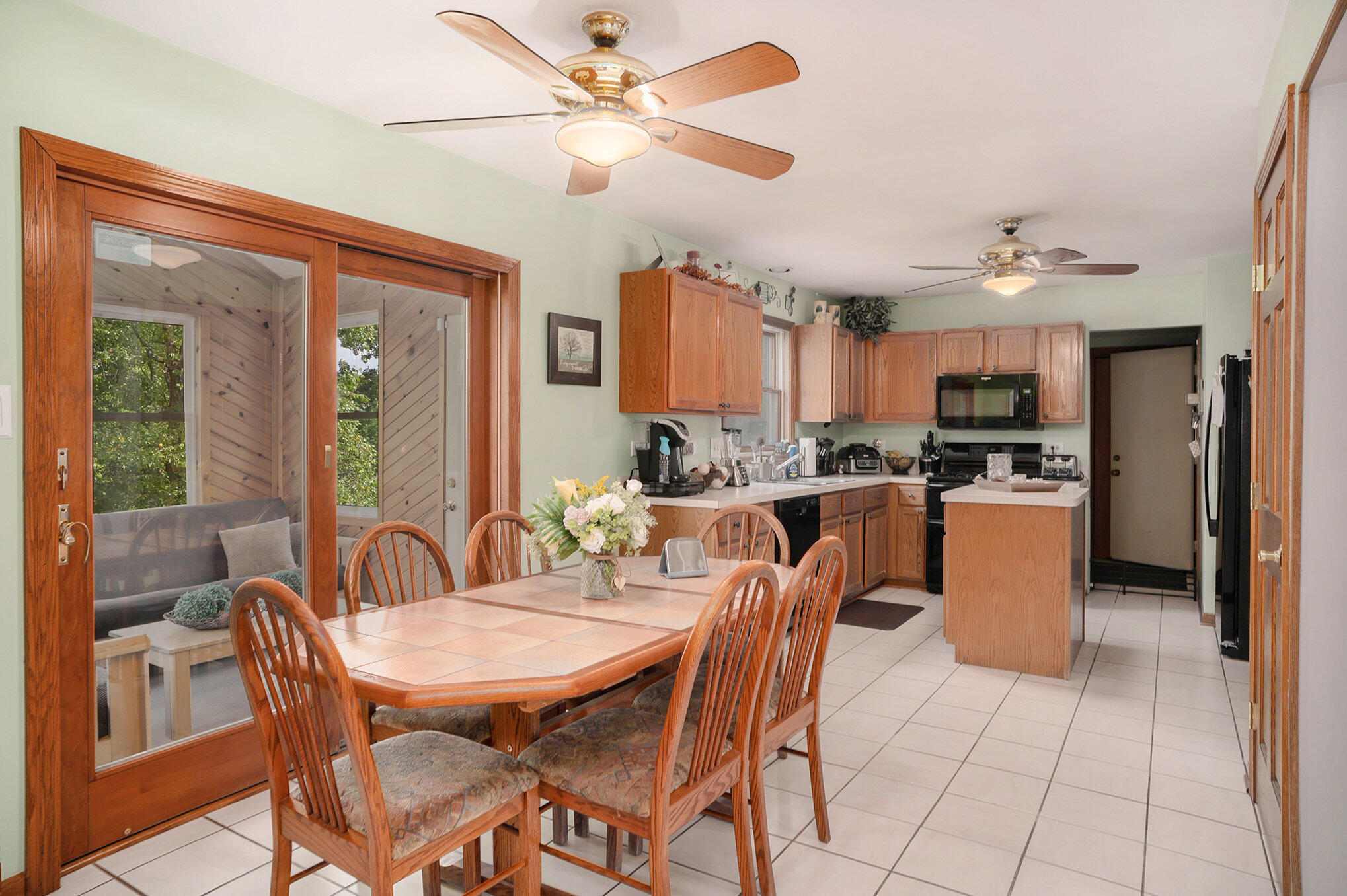 101 Ridgewood Lane Dyer, IN 46311 - Photo 8 of 22 2038x1356